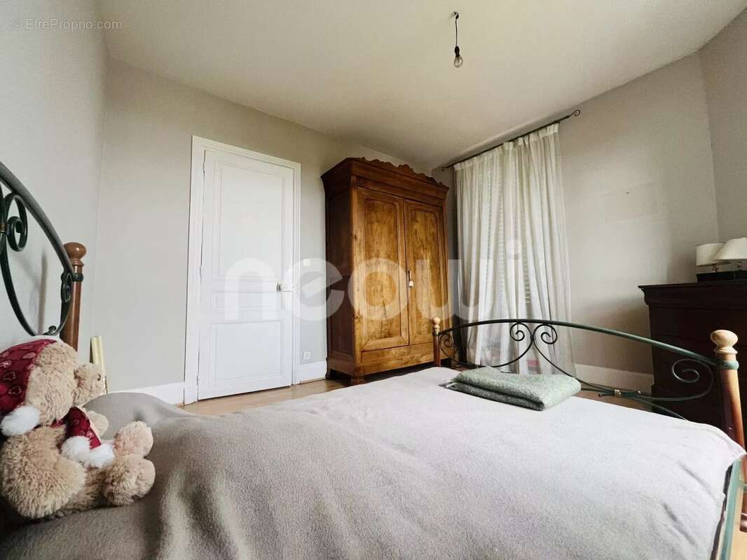 Maison à CHATELGUYON