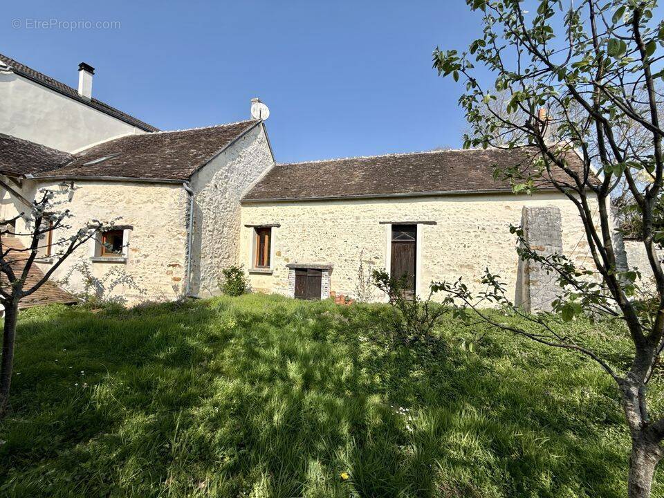 Maison à DONNEMARIE-DONTILLY