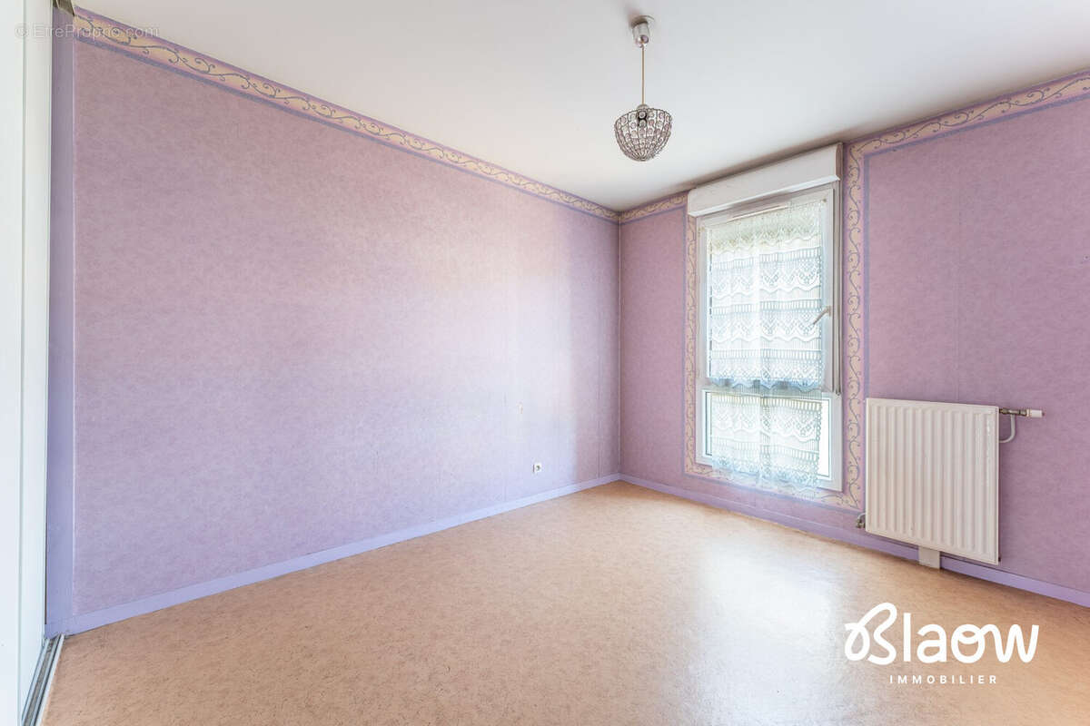 Appartement 90 m² à Meyzieu  - photo 8
