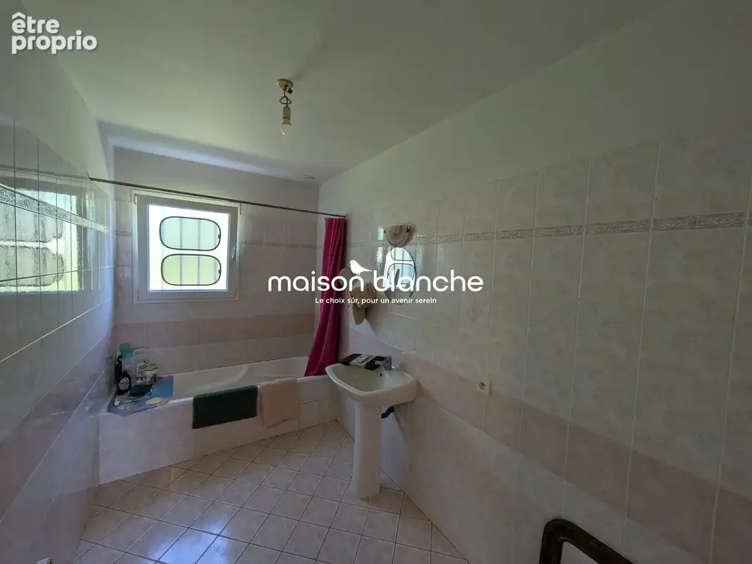 Maison 5 pièces 94 m² à vendre à Angles (85750) - photo 5
