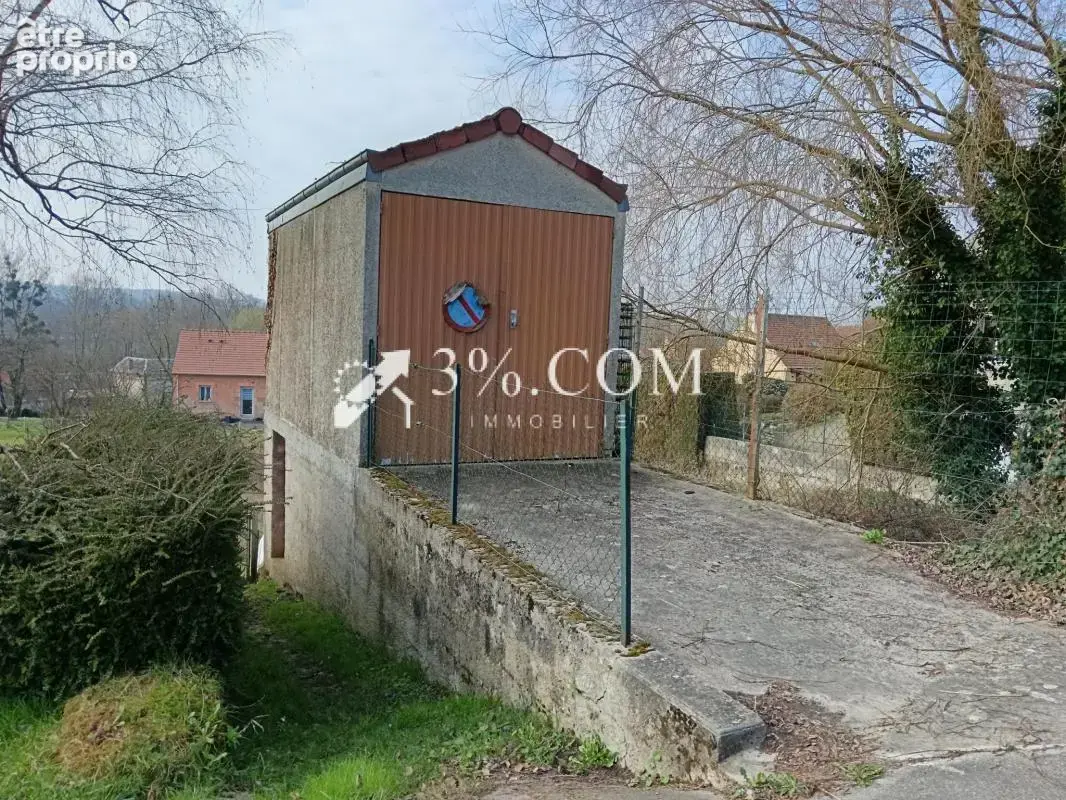 Parking à POMMIERS