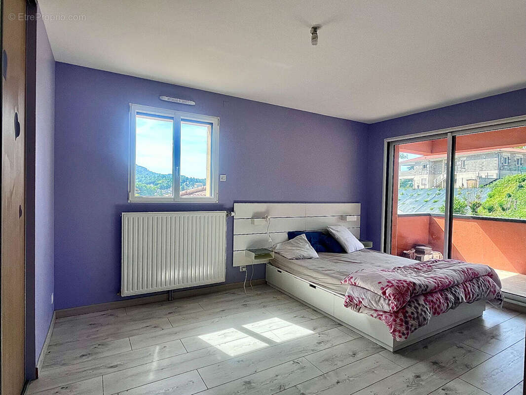Maison à THIERS