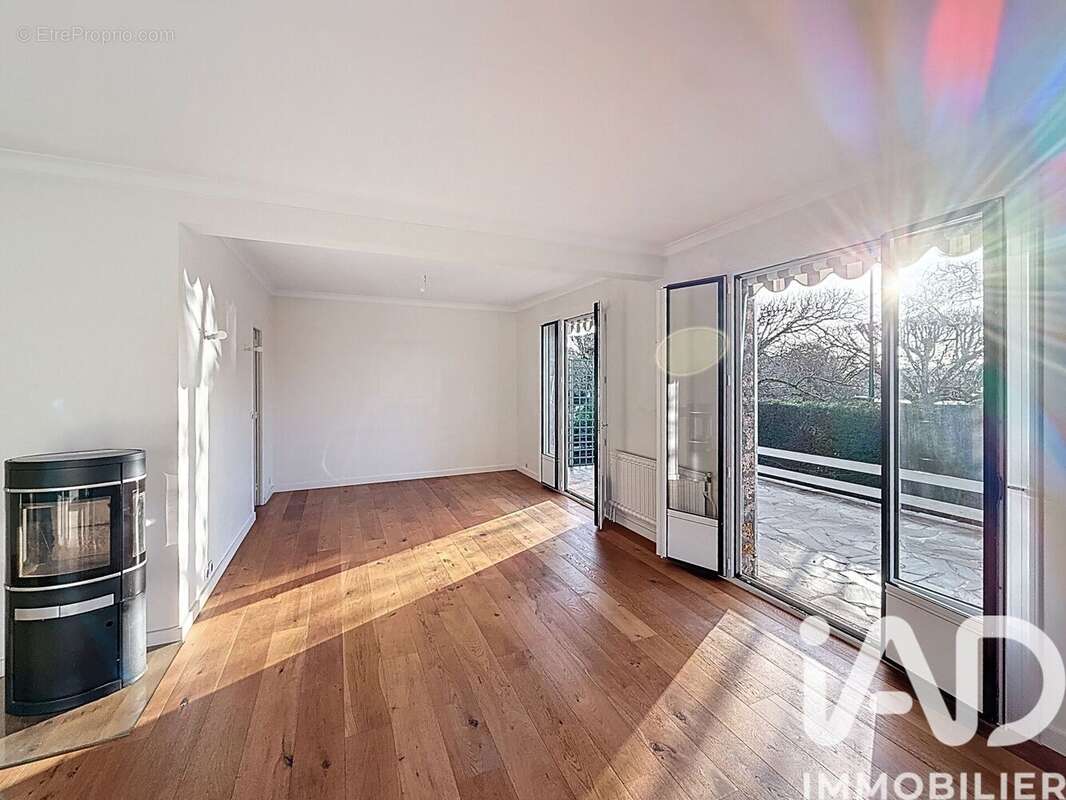 Photo 7 - Maison à VERRIERES-LE-BUISSON