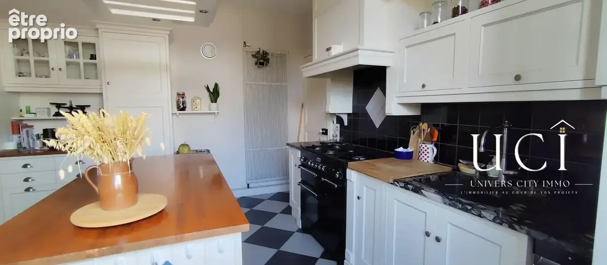 Maison 8 pièces 210 m² à vendre à Bouguenais (44340) - photo 6