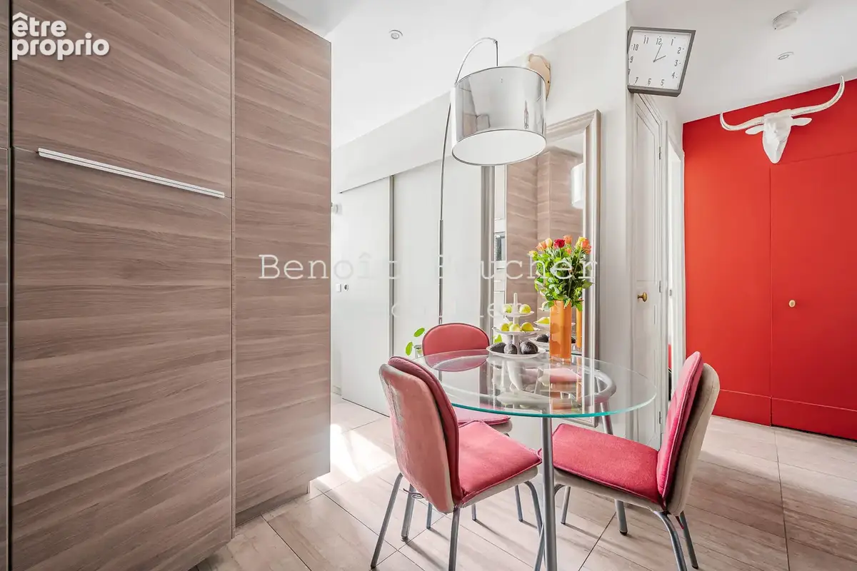 Paris 10ème, appartement trois pièces deux chambres en parfait état 64m2 - photo 5