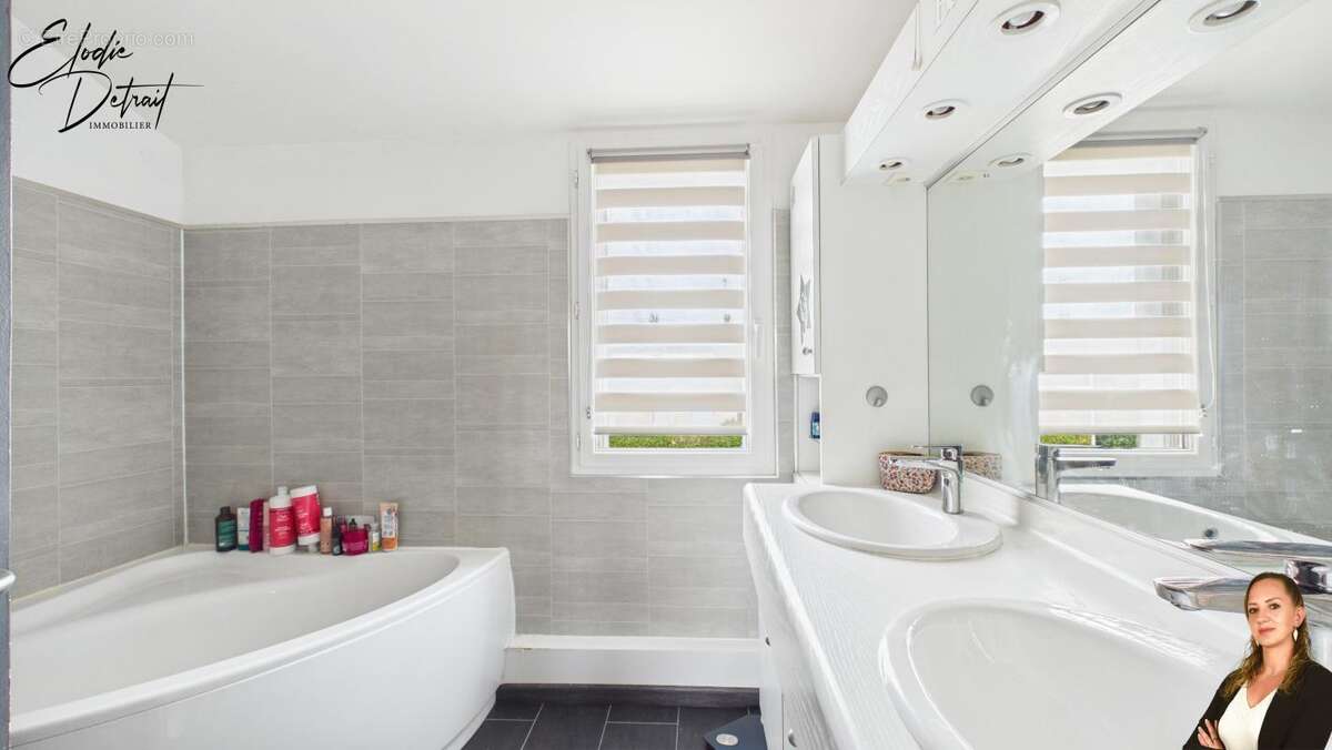 Maison 105 m² à La Bazoge  - photo 10
