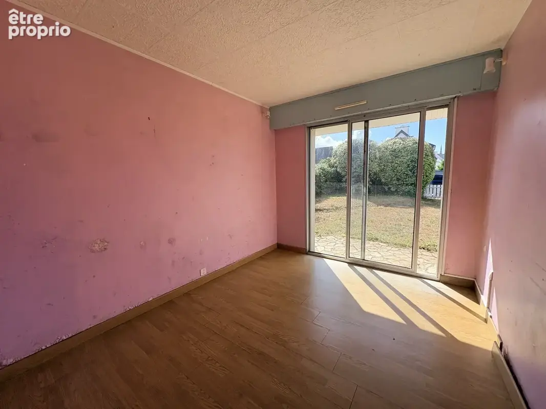 Maison à rénover au cœur de Trégunc   Beau potentiel ! - photo 5
