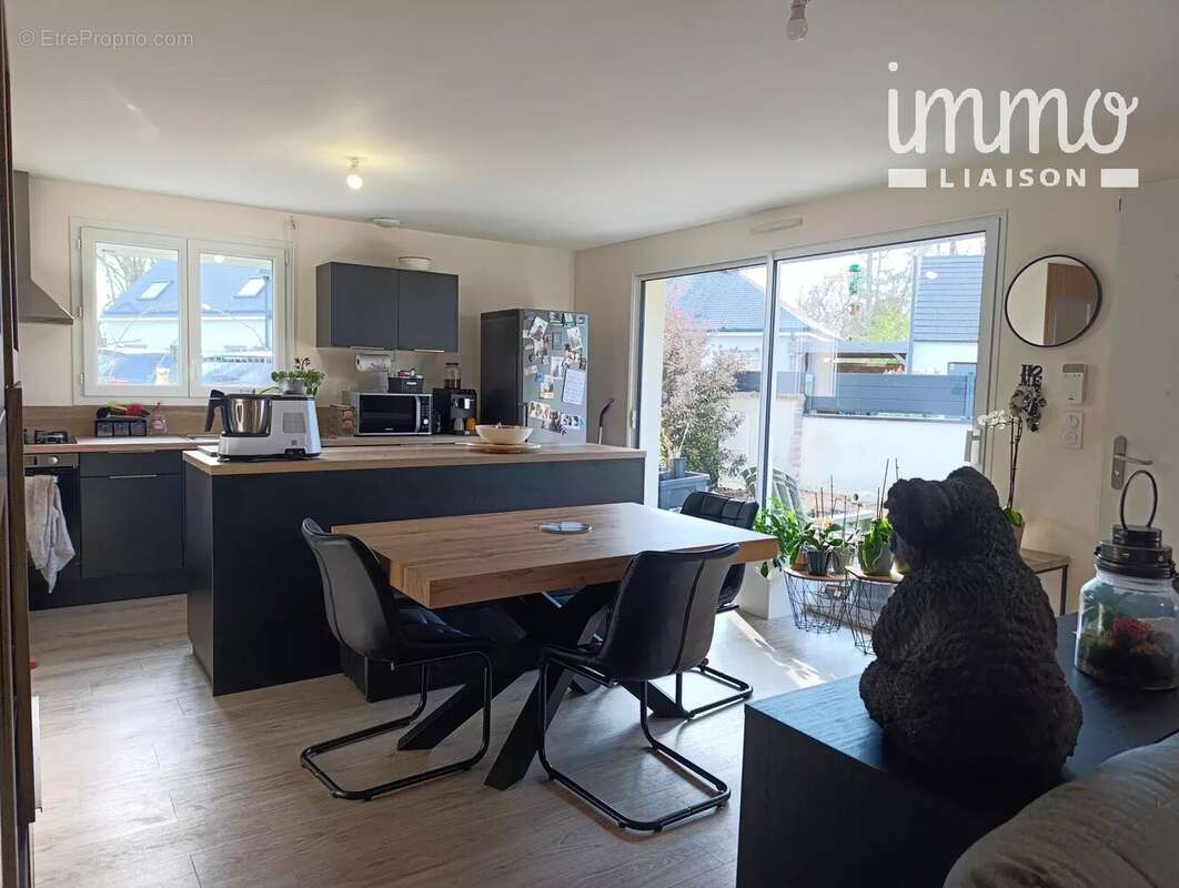 Maison à LA CHAPELLE-BOUEXIC