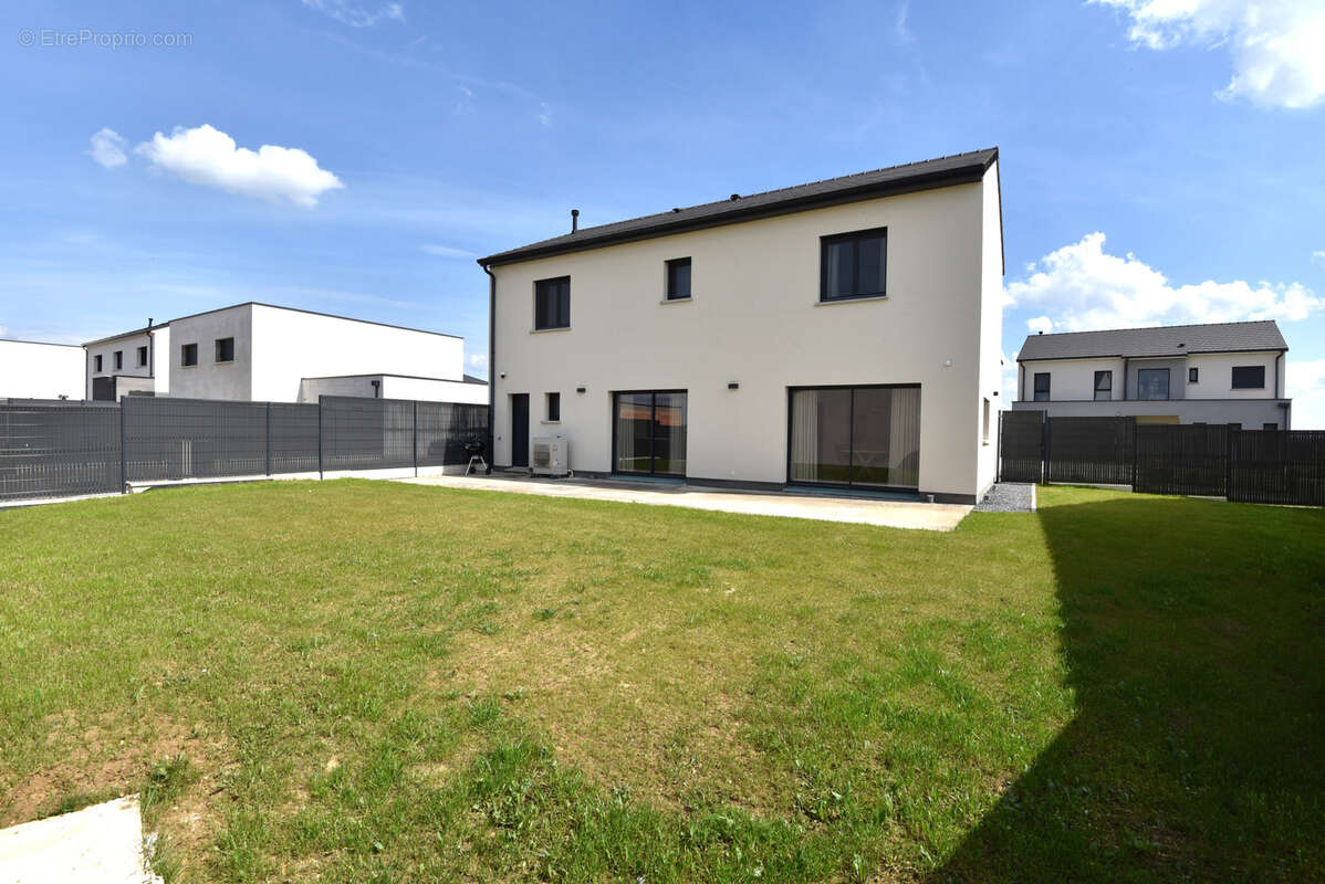 Maison à BREISTROFF-LA-GRANDE