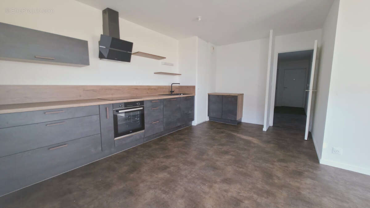 Appartement à LE RHEU