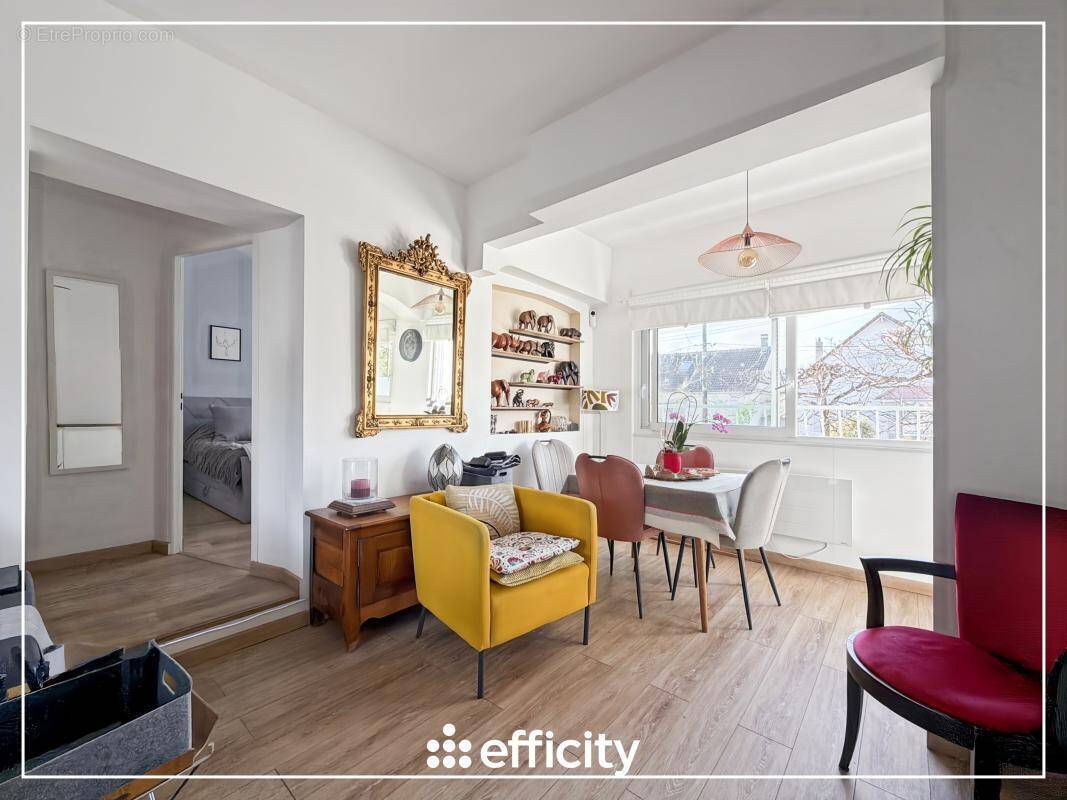 Maison à CHAMPS-SUR-MARNE