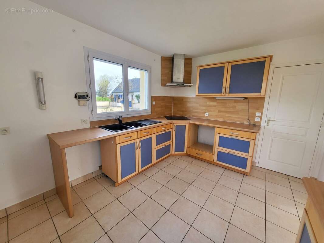 Maison contemporaine à vendre 8 pièces ARGOL (29) - photo 10