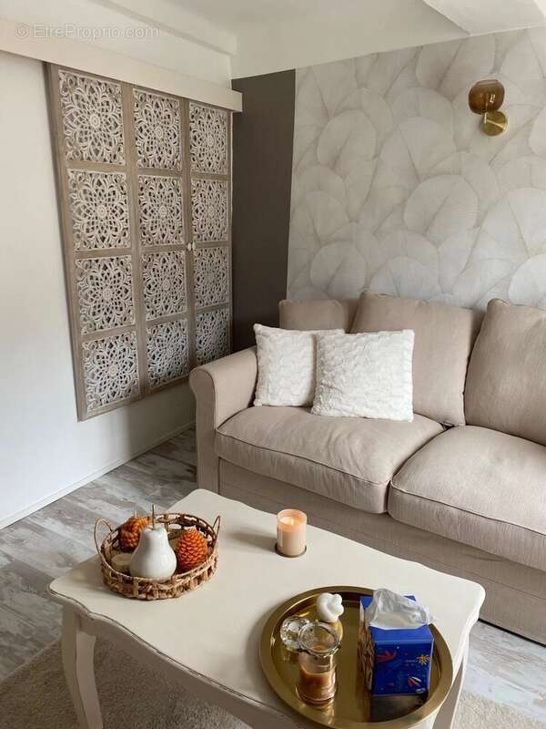 Maison à PUGET-THENIERS