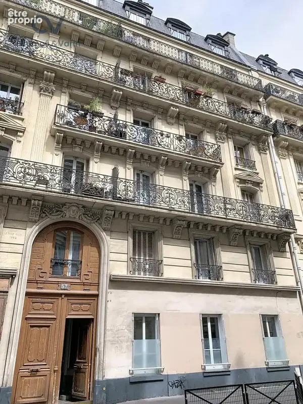 Appartement à PARIS-10E