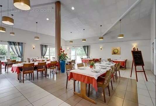 INVESTISSEMENT LOCATIF  Jonzac  Résidence EHPAD Résidence du Bourg Nouveau  6.55 % de rentabilité - photo 6