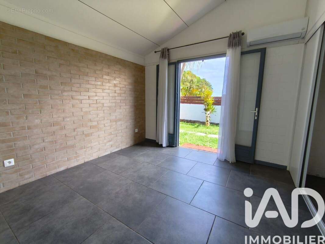 Photo 9 - Maison à SAINT-DENIS