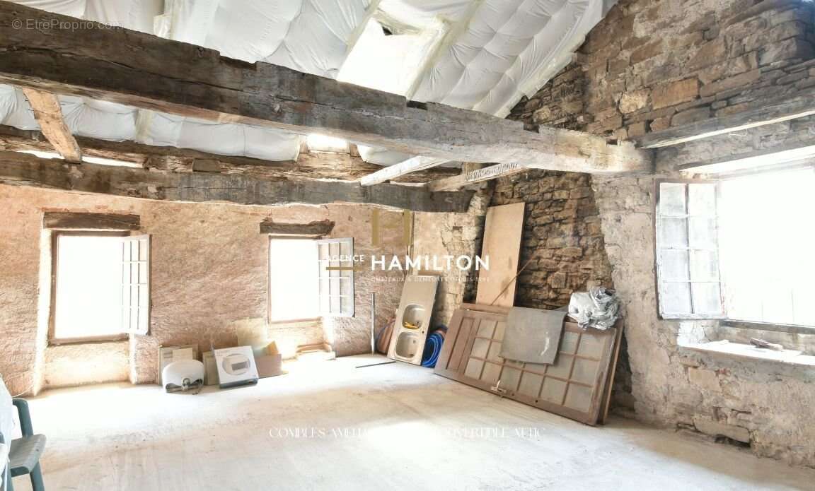 Appartement à CORDES-SUR-CIEL