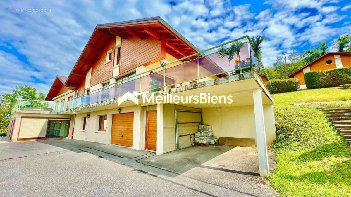 Maison à LA CELLE-SOUS-GOUZON