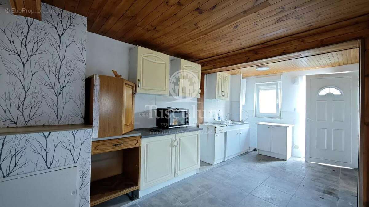 Appartement à JARNY