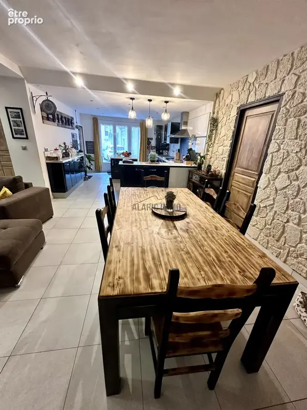Maison 200 m2 habitables avec garage et terrasse tropezienne - photo 9