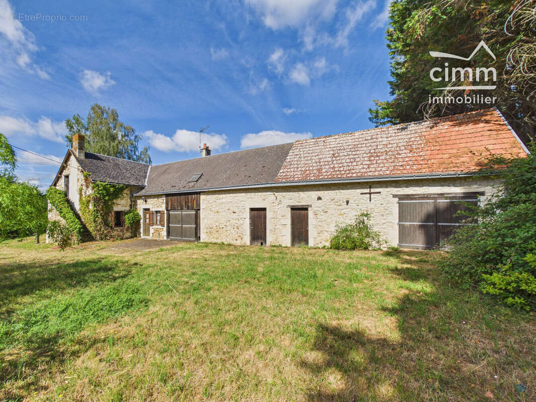 Maison 149 m² à Vernantes  - photo 2