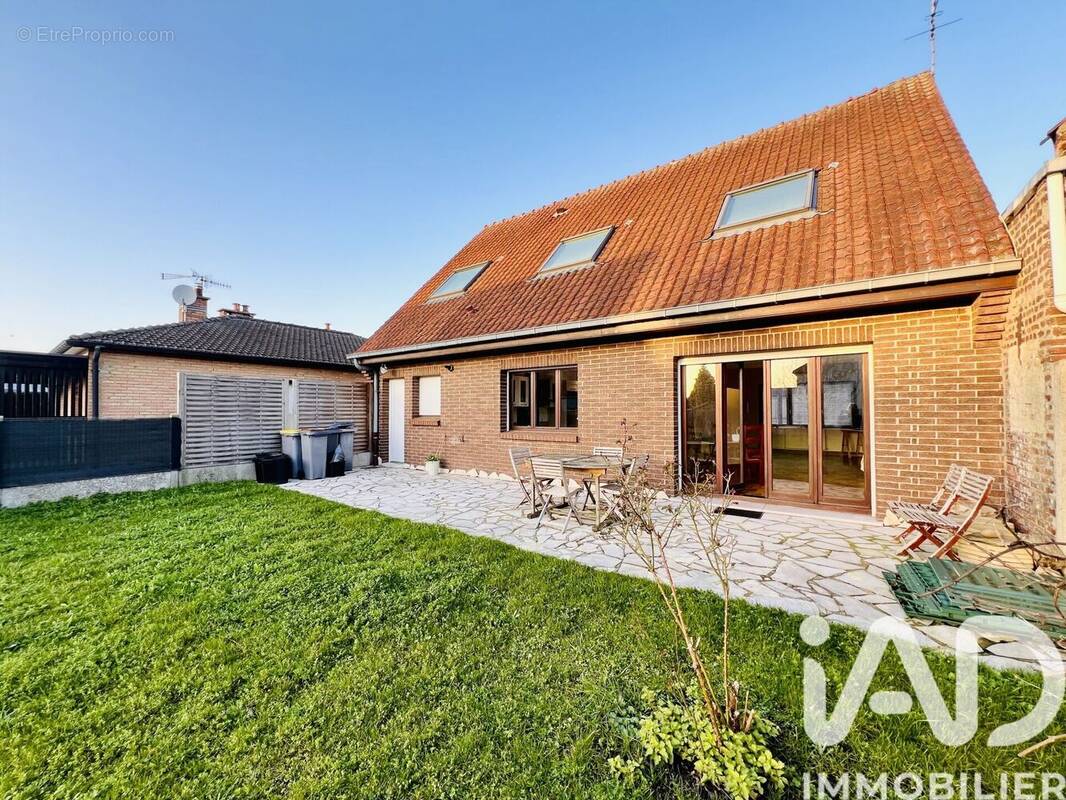 Photo 1 - Maison à GONDECOURT