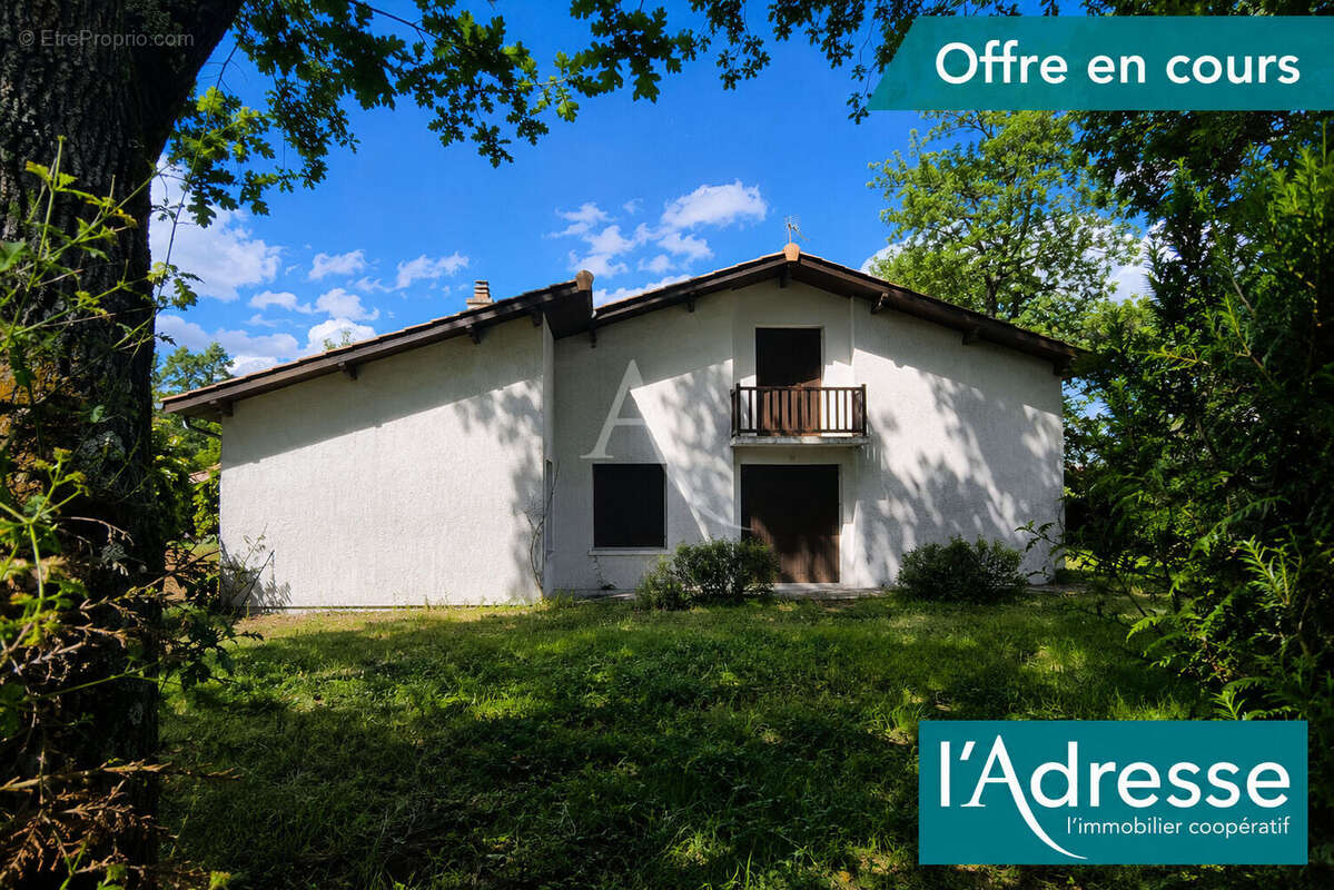 Maison à LEOGNAN