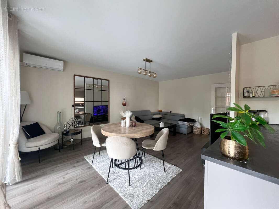 Appartement à FRANCHEVILLE