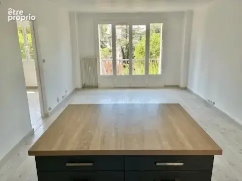 Appartement rénové quartier Croix de Fer - photo 3