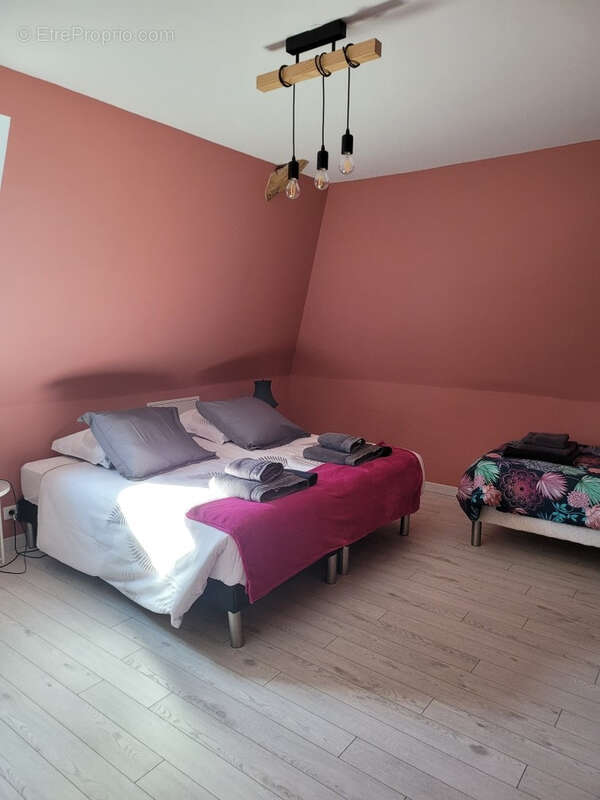 Maison à SAINT-MARTIAL-DE-NABIRAT