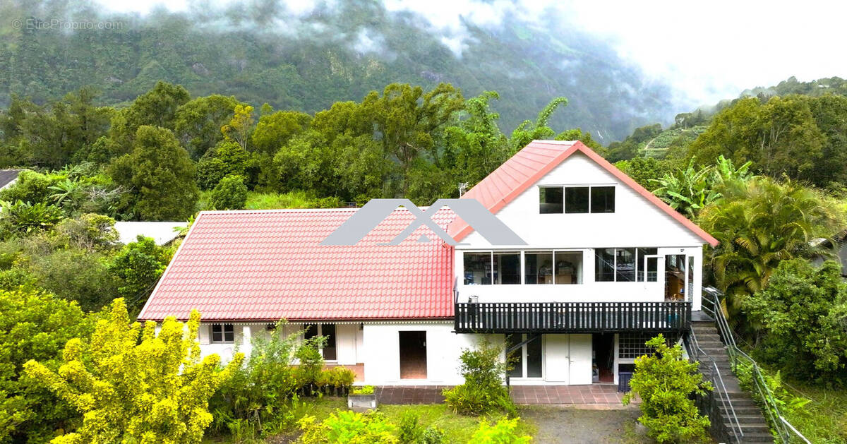 Maison à SALAZIE