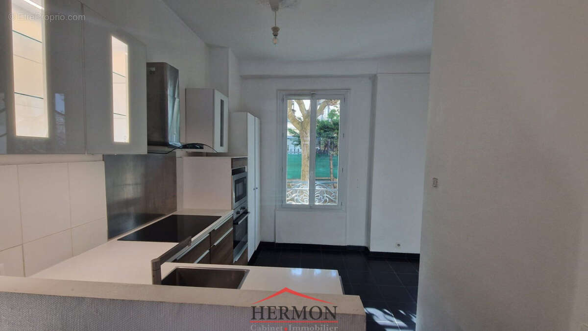 Appartement à COLOMBES