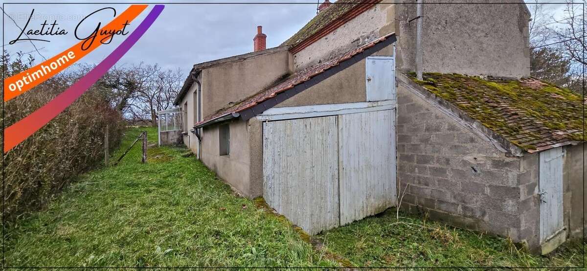 Maison à rénover avec grand terrain – Souvigny (03210) - photo 15