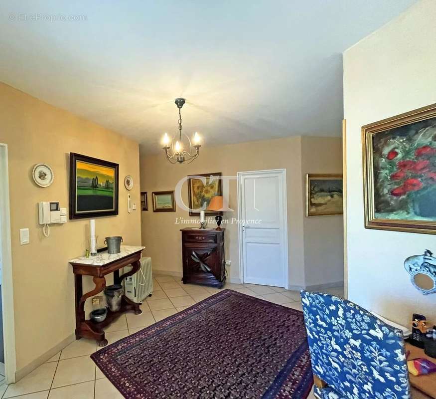 Maison à VAISON-LA-ROMAINE