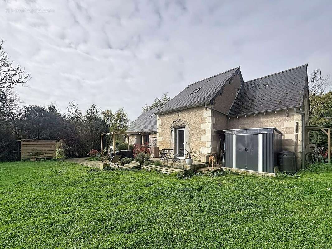 Maison à AZAY-SUR-CHER