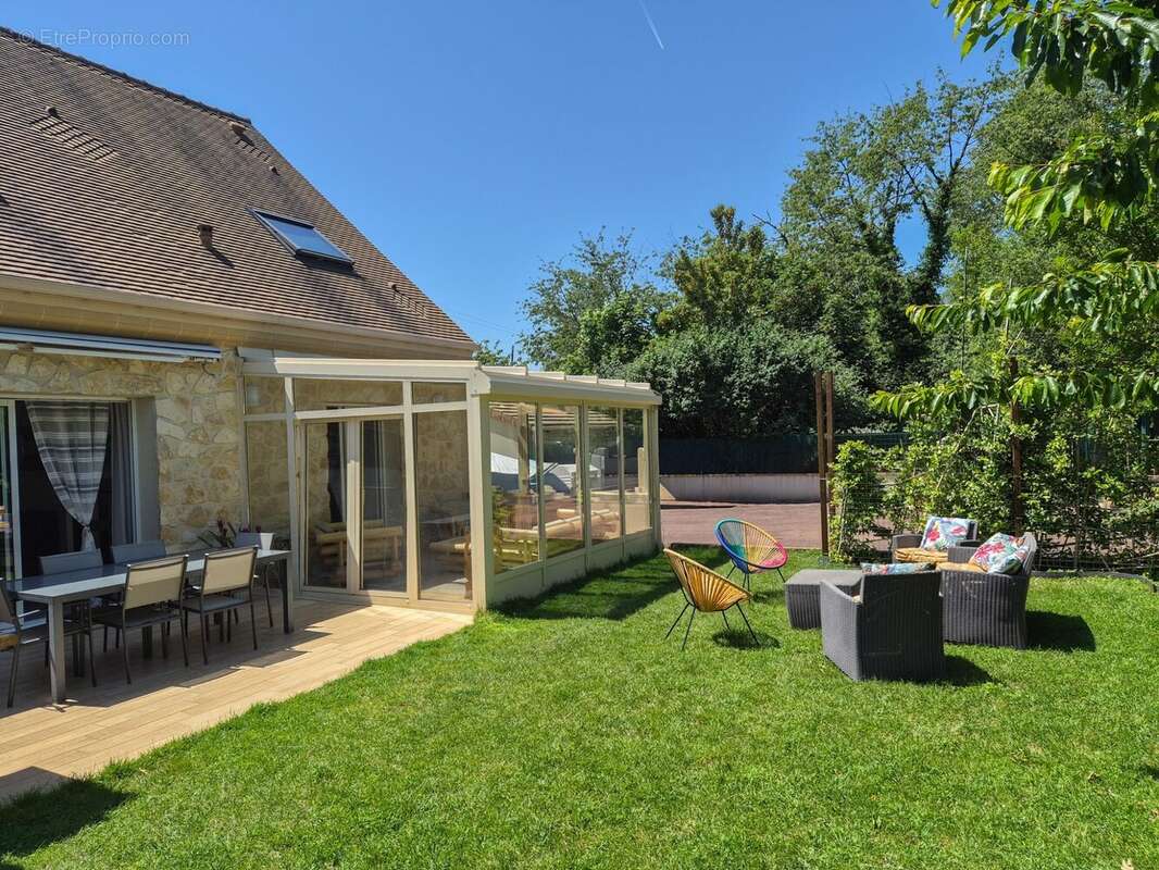 Maison à LINAS