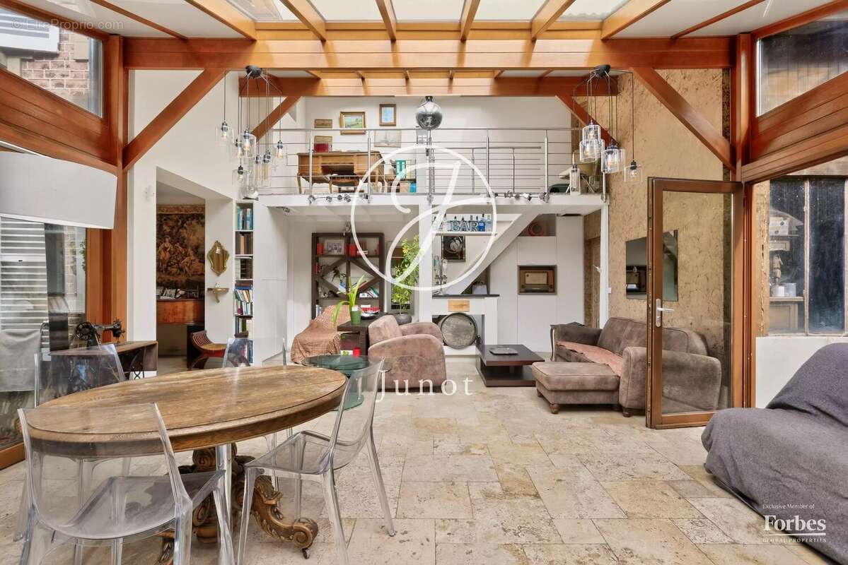 Maison à CROISSY-SUR-SEINE