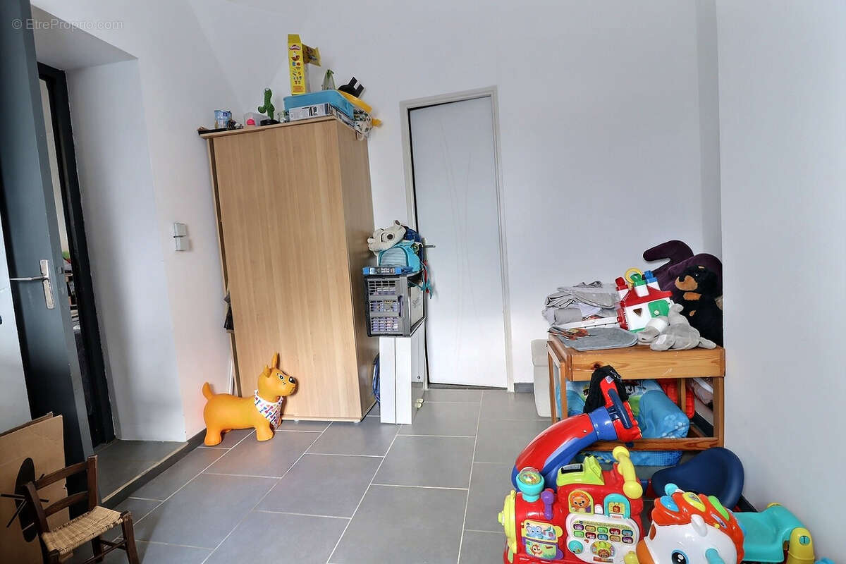 Maison à VILLENEUVE-EN-MONTAGNE