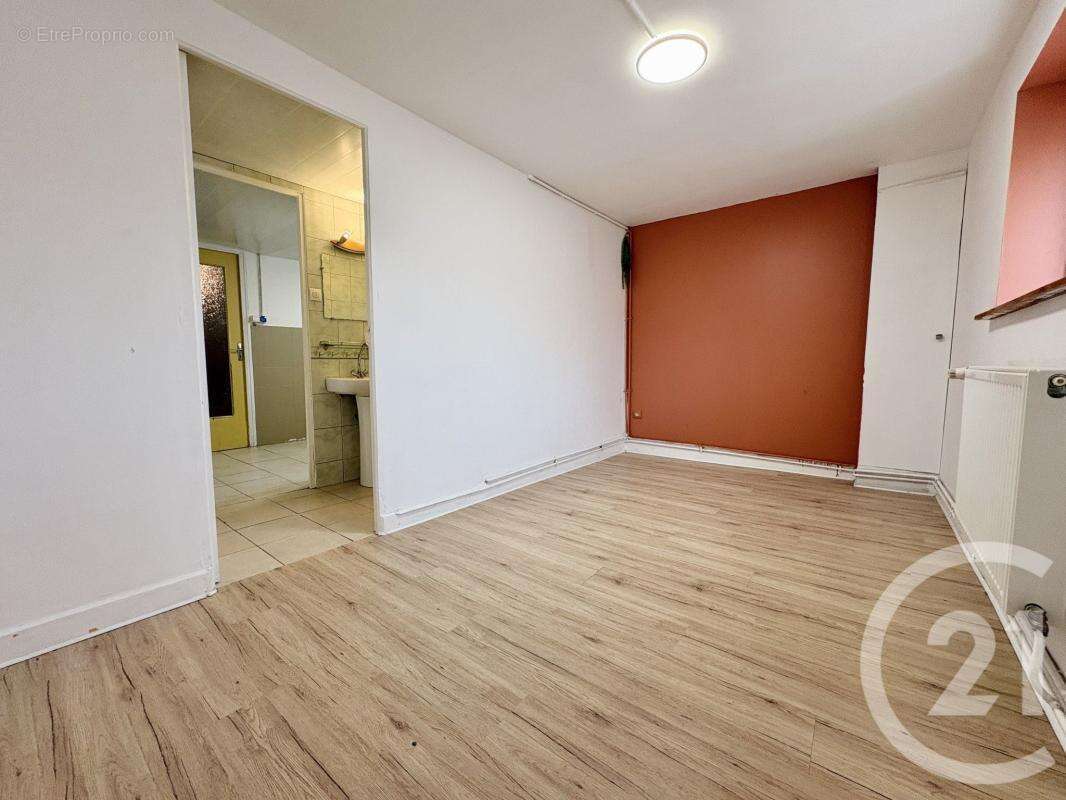 Maison 95 m² à Rilhac-Rancon  - photo 23