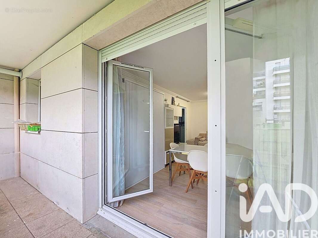 Photo 4 - Appartement à SURESNES