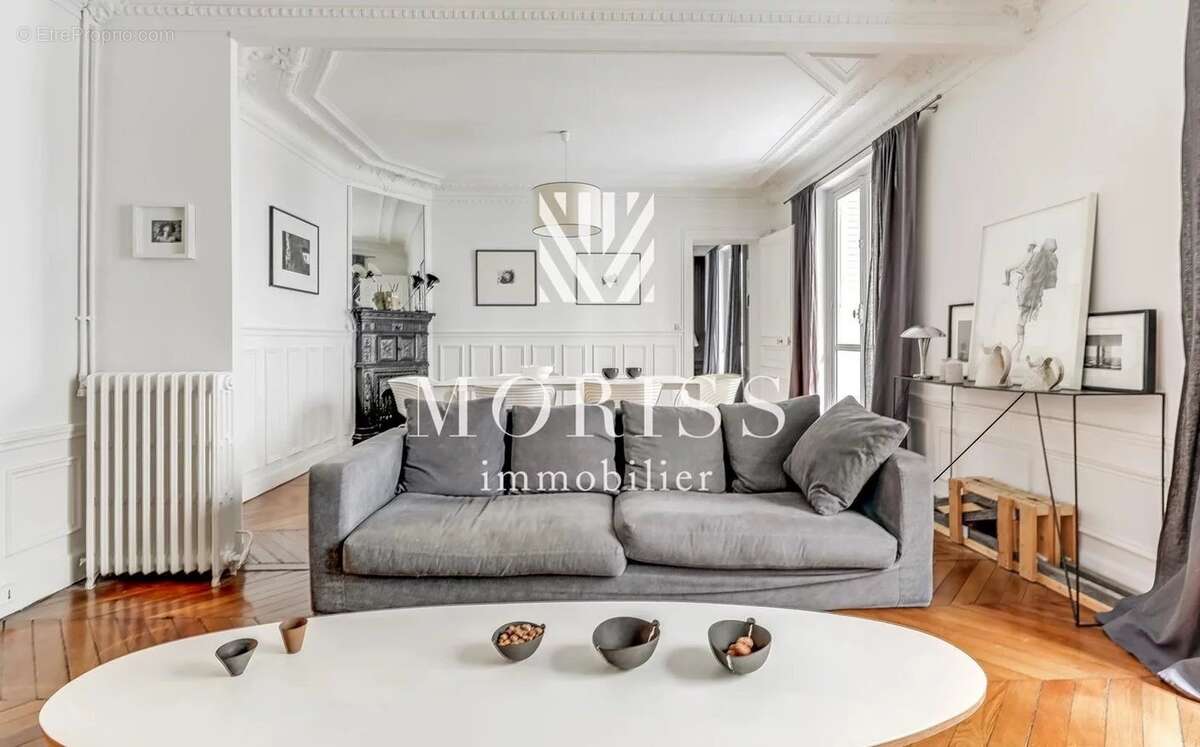 Appartement à PARIS-17E