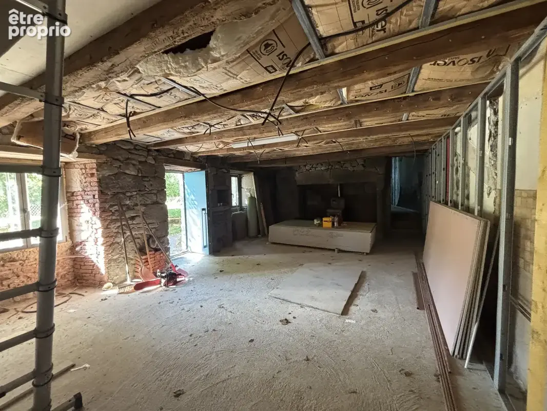 Maison 5 pièces en pierre VIC SUR CERE 15800 - photo 6
