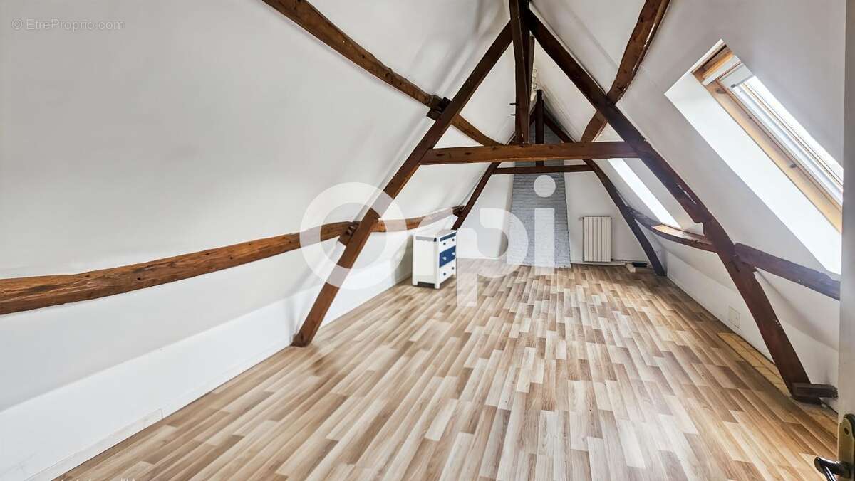 À vendre – fermette rénovée avec dépendances - photo 6