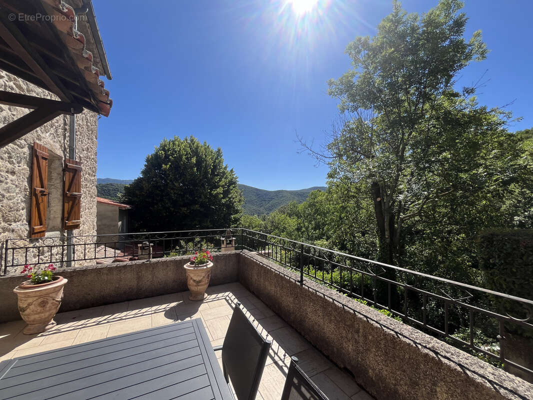 Maison à SAINT-ANDRE-DE-MAJENCOULES