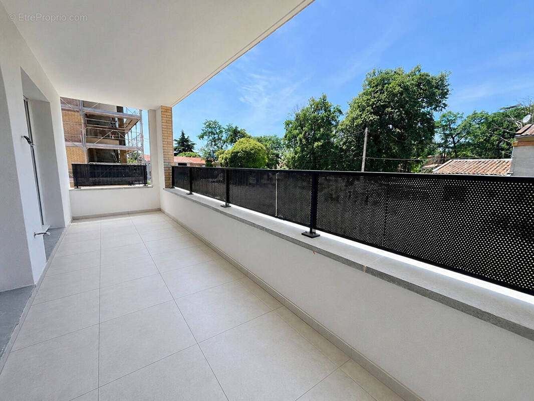 Appartement à CASTELGINEST
