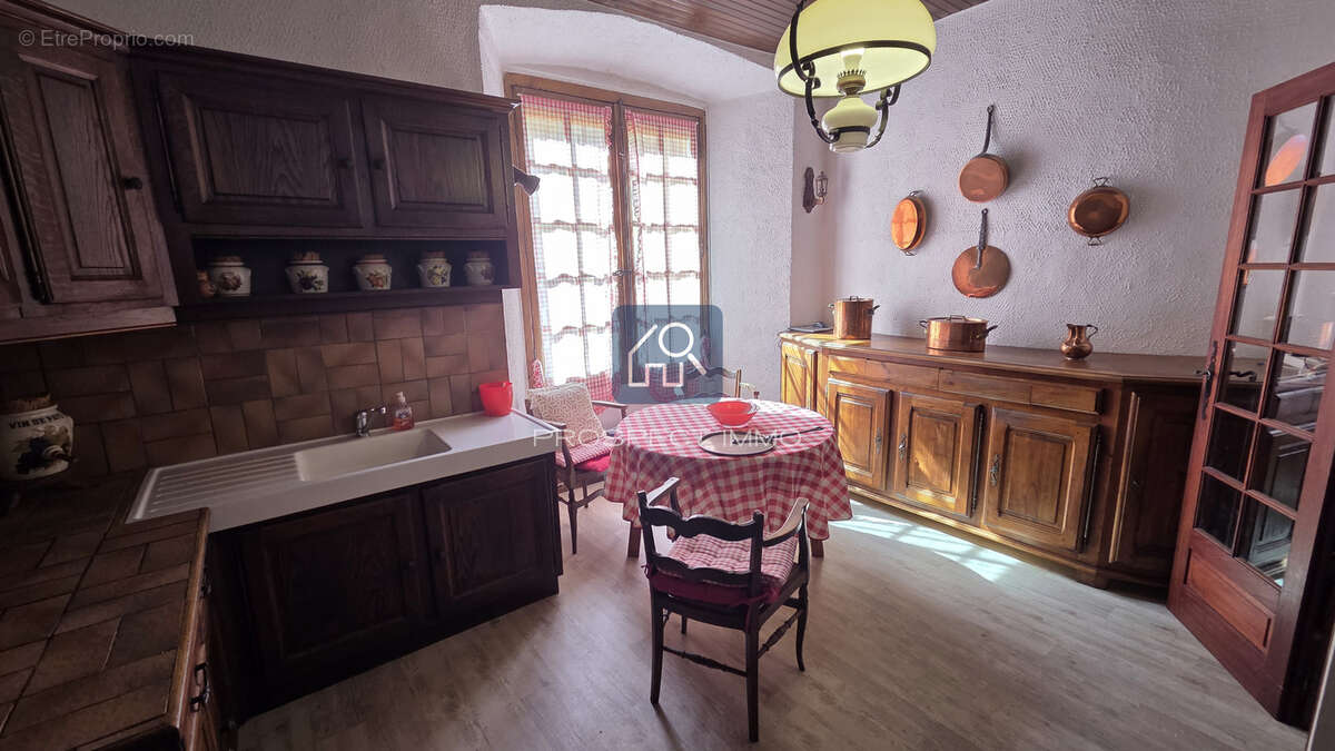 Maison à SAINT-GENIEZ-D'OLT