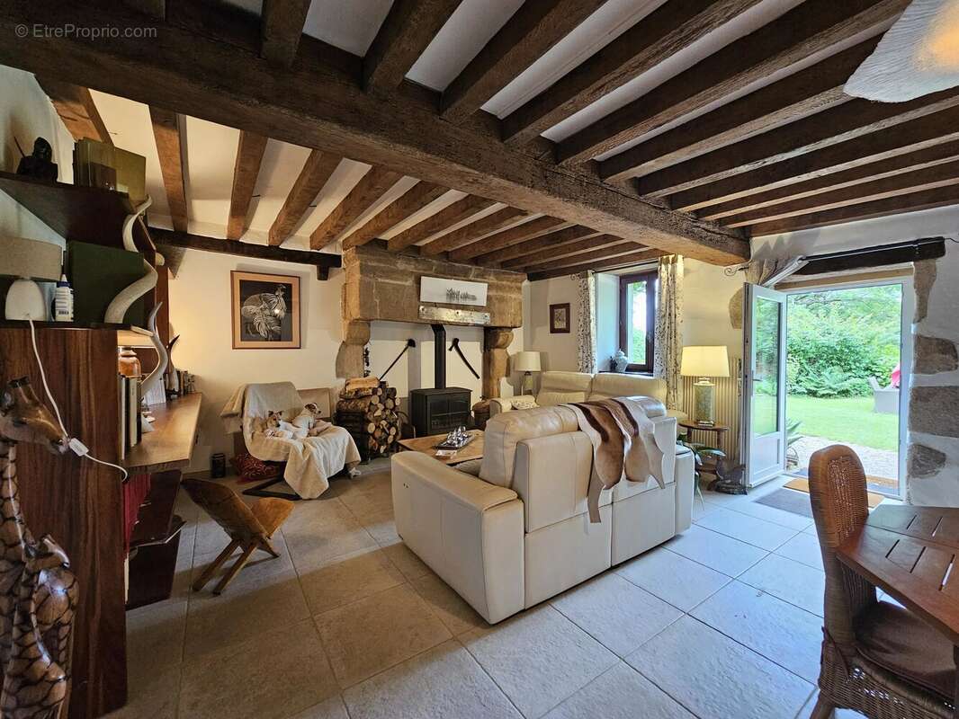 Maison à MAZEROLLES