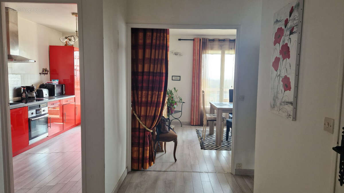 Appartement à MIGENNES