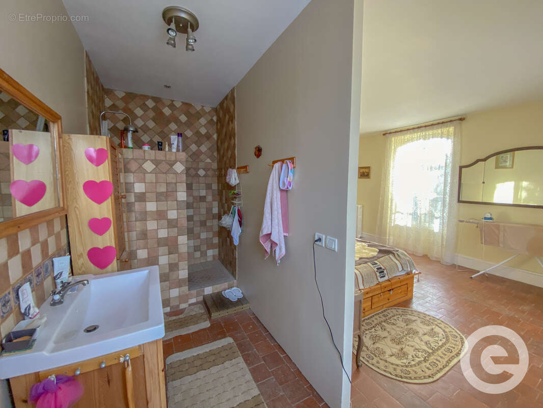 Maison à SAINTE-COLOMBE