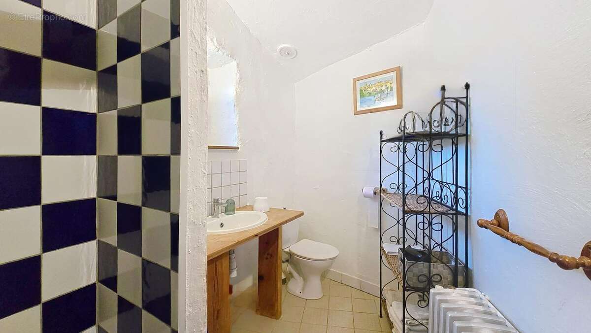 Maison à JAUJAC